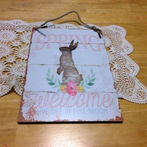 Spring Decor wall art, distressed look, nwot